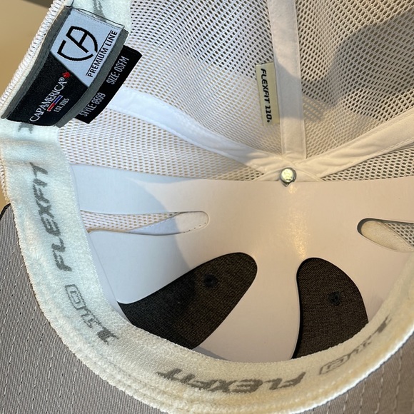 Mesh back Trucker Hats - Picture 3 of 5